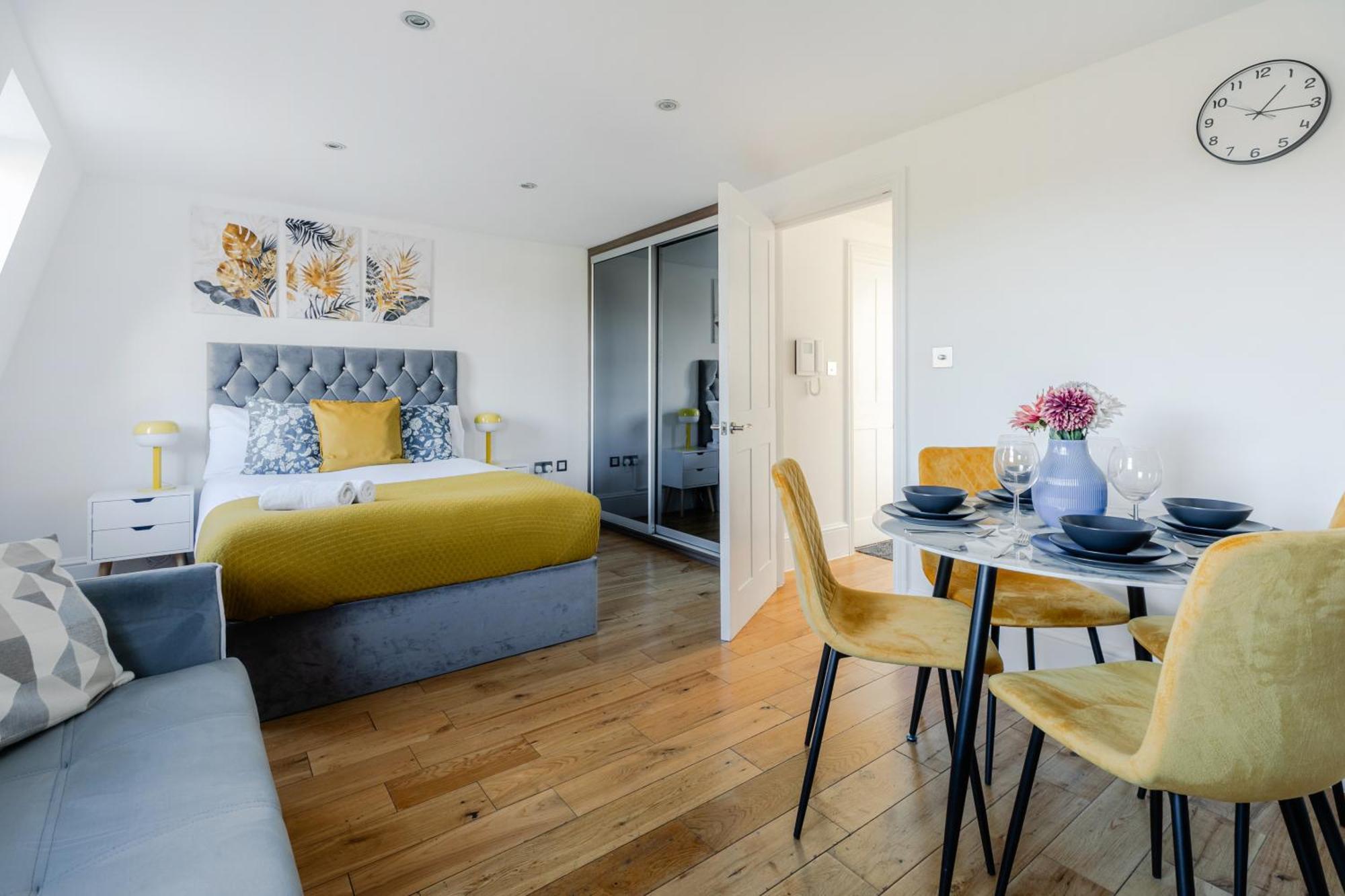 Apartment Regents Park View London